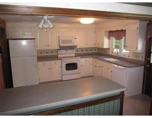 162 Stonecleave Rd - Photo 3 of 15