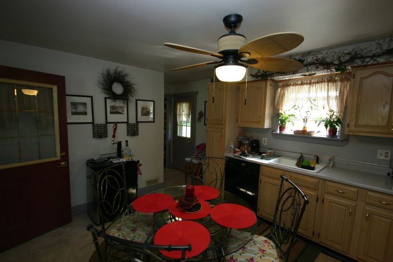 32 Millbrook Rd - Photo 3 of 20