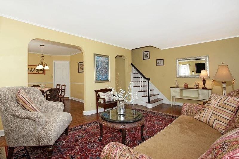 400 Salter Pl - Photo 2 of 24