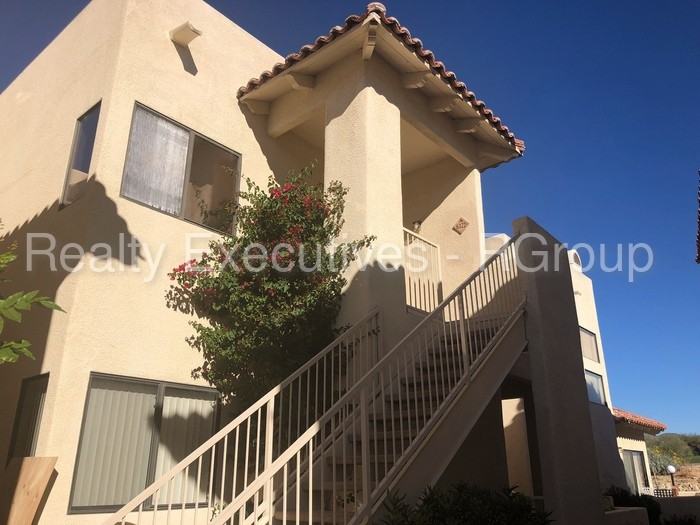 6322 N Vía Del Verdecillo - Photo 3 of 33