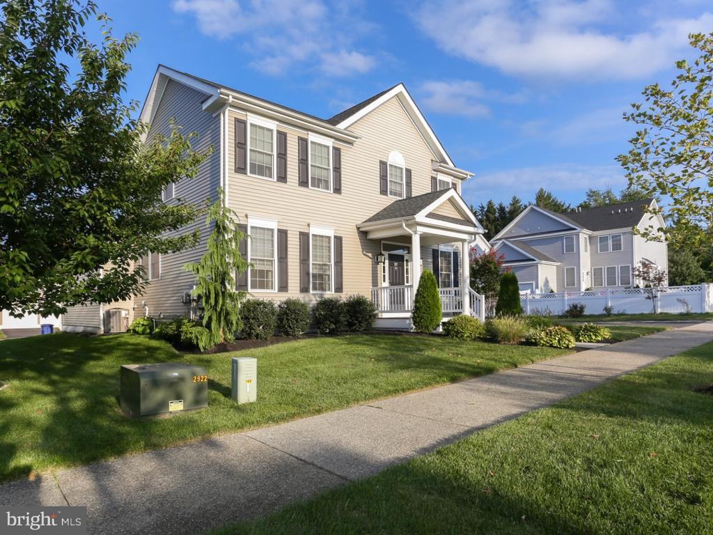 102 Preservation Blvd - Photo 2 of 19