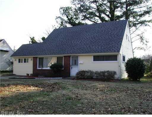 1817 Hartford Dr - Photo 2 of 9