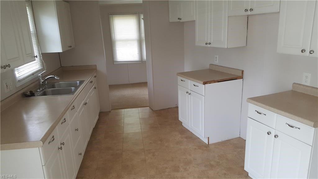 64 Bass Ct - Photo 2 of 6