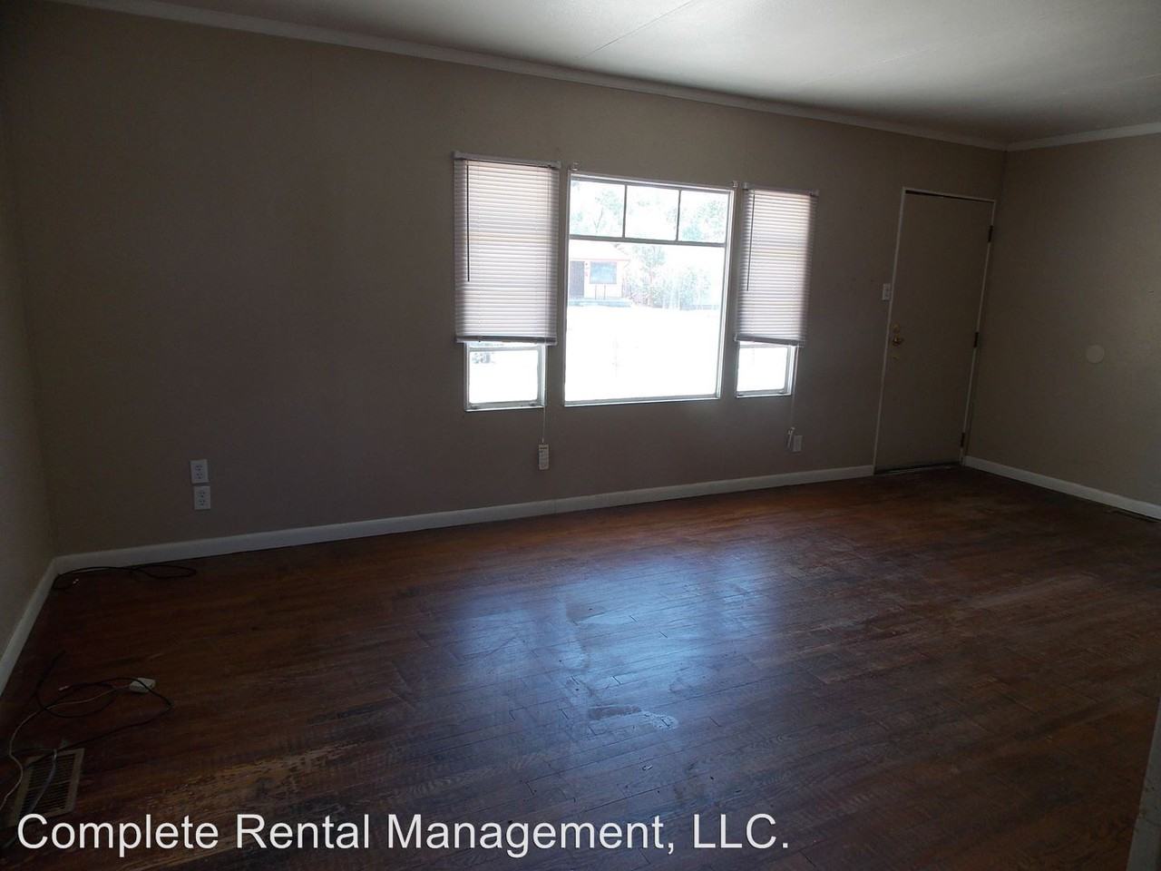 2731 Colfax Ave - Photo 3 of 8