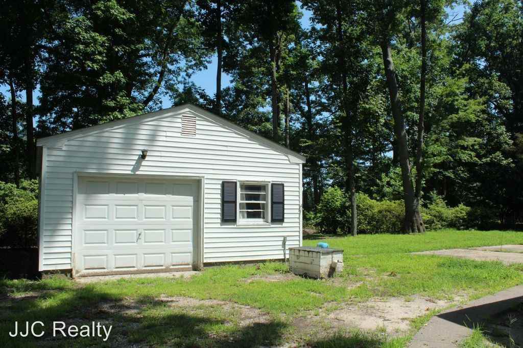 14 Garland Ct - Photo 2 of 16