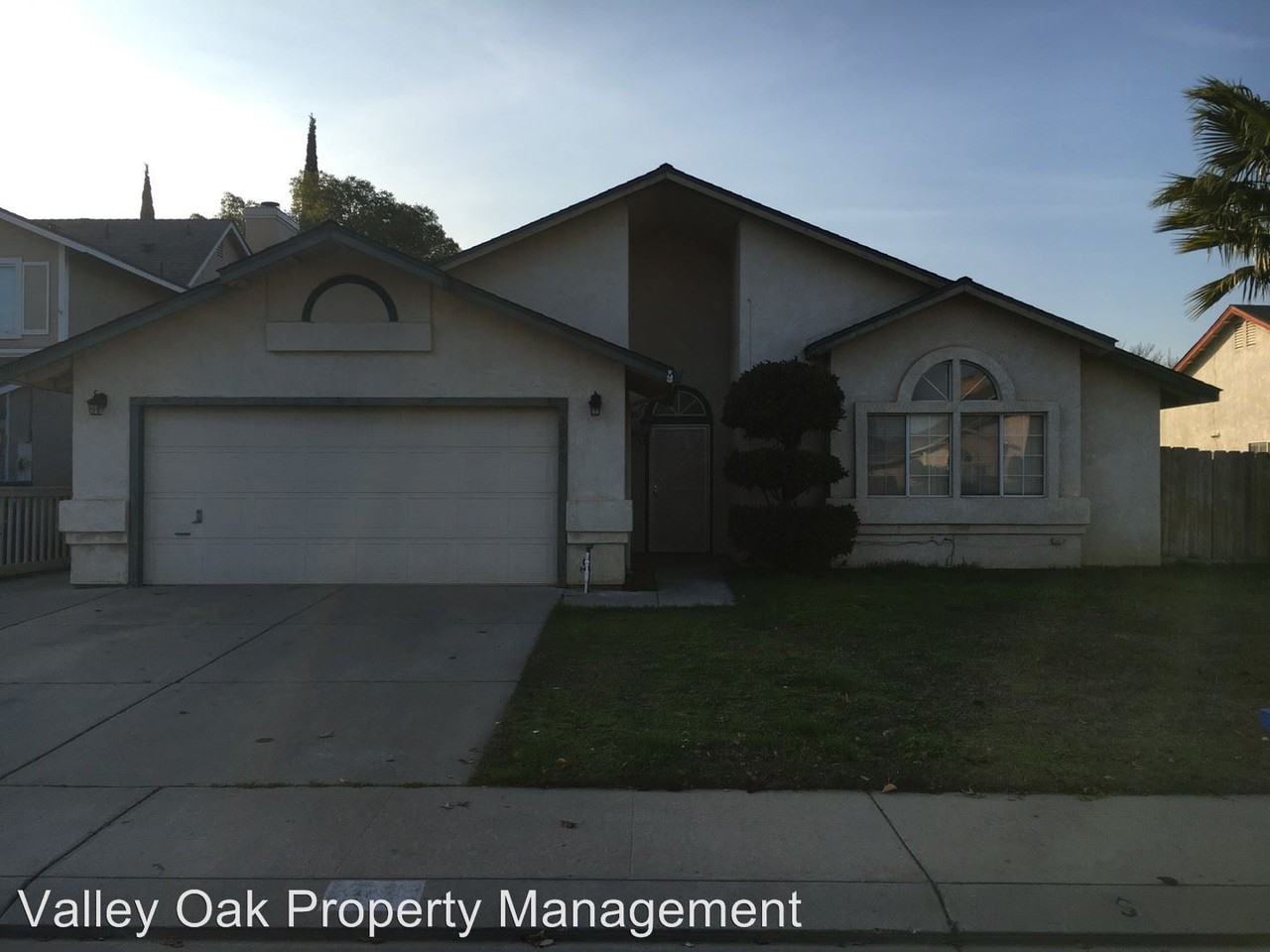 3925 Red Gum Ct - Photo 2 of 8