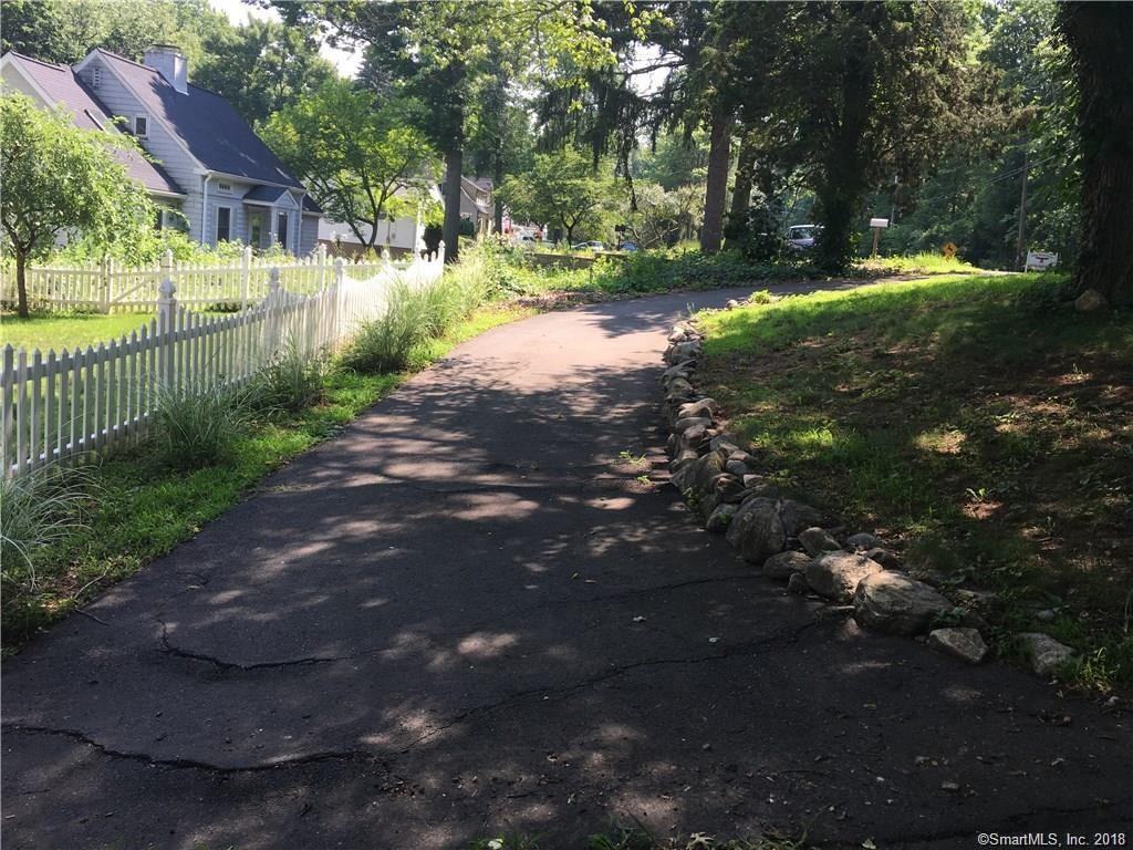 1065 Hartford Turnpike - Photo 3 of 27