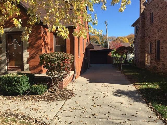 1800 Robindale Ave - Photo 2 of 10