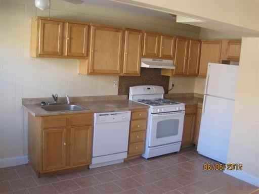 6208 Cardiff St - Photo 3 of 6