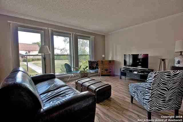 6730 Crown Ridge - Photo 3 of 25