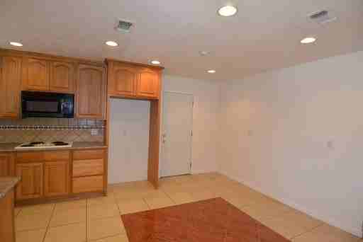 322 Silver Eagle Rd - Photo 3 of 8