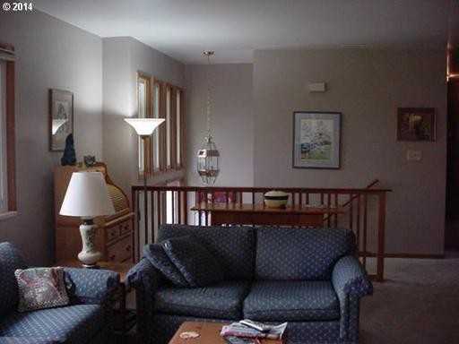 5491 SE Telegraph Rd - Photo 2 of 12