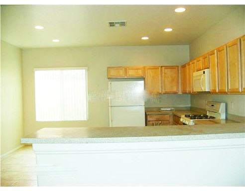 11233 Vintners Ln - Photo 2 of 5