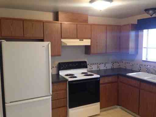 15304 N Neptune St - Photo 3 of 12