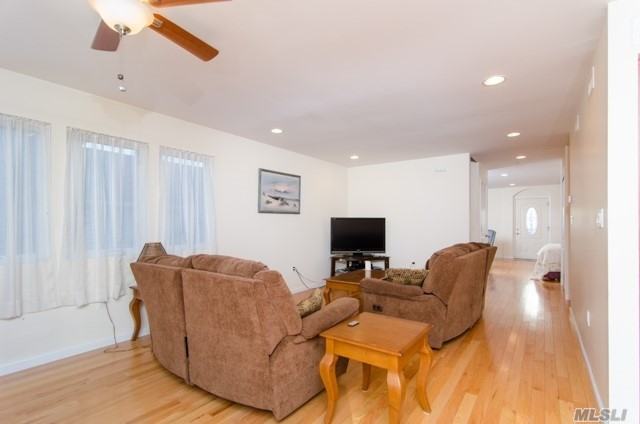 271 Arthur St - Photo 3 of 20