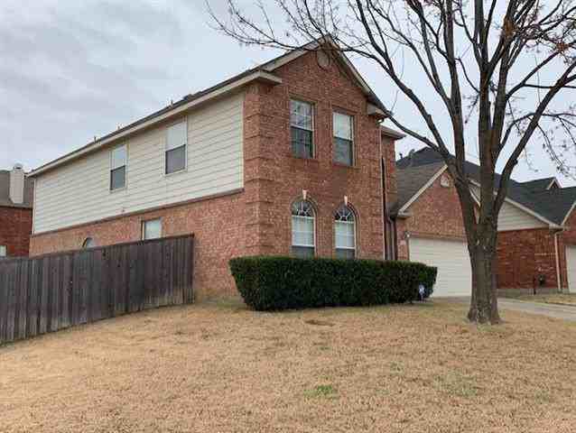 9717 Longhill Dr - Photo 3 of 25