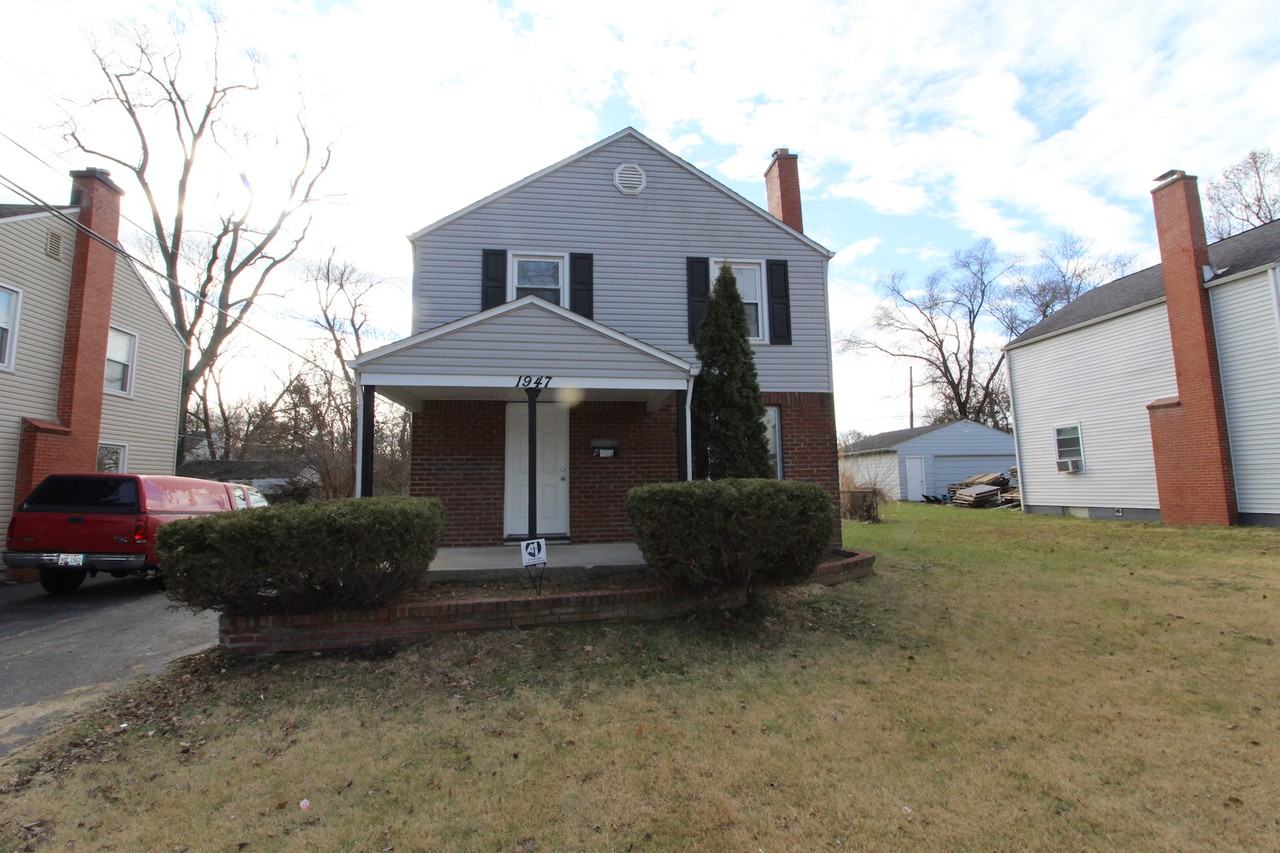 1947 Myrtle Avenue - Photo 3 of 26