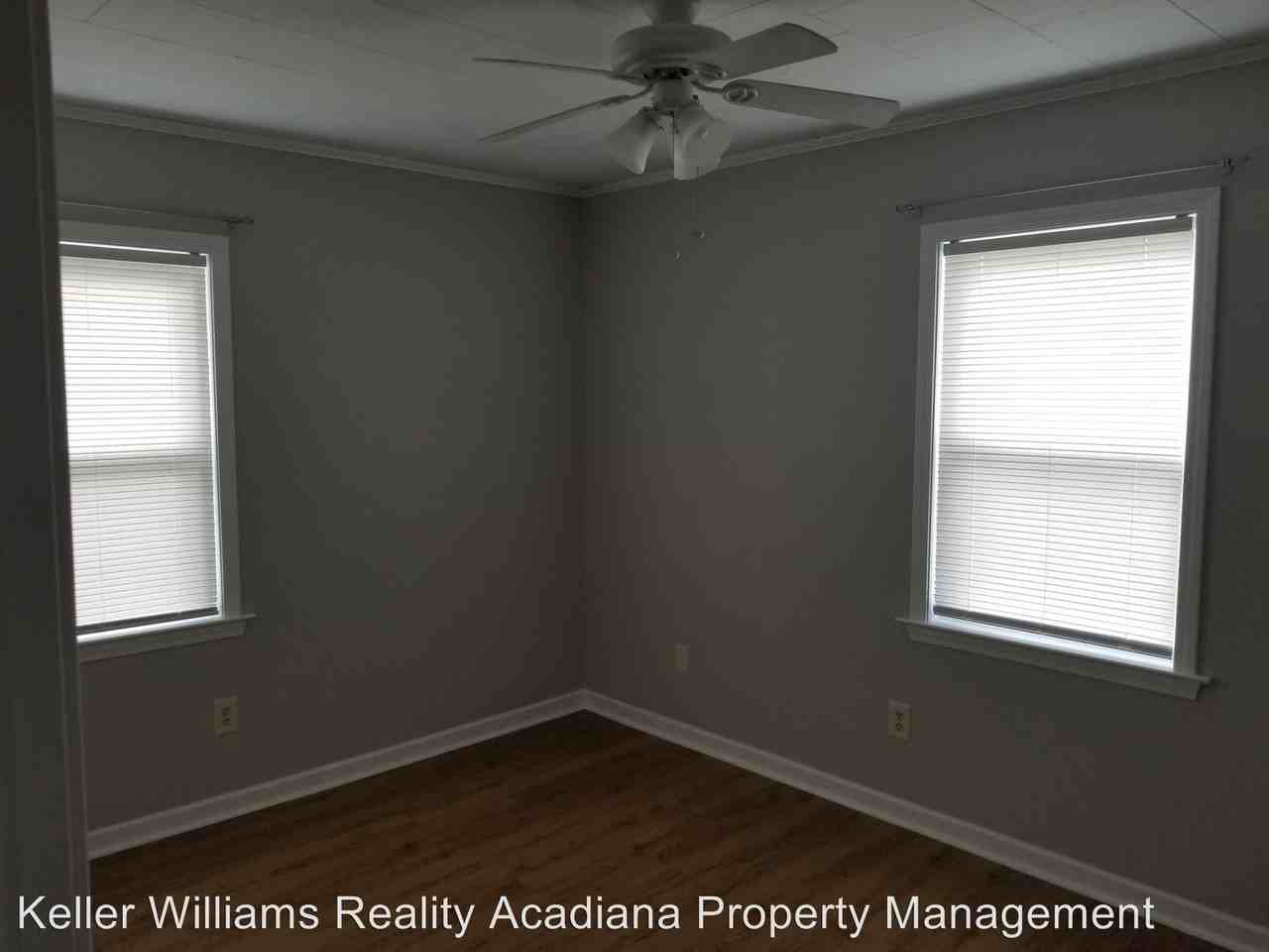 354 Thelma Dr - Photo 3 of 9