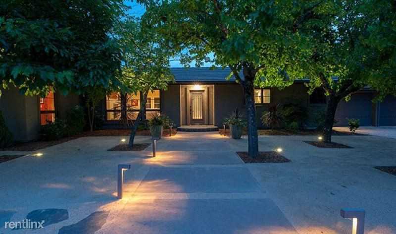 1321 Davis Ln - Photo 2 of 25