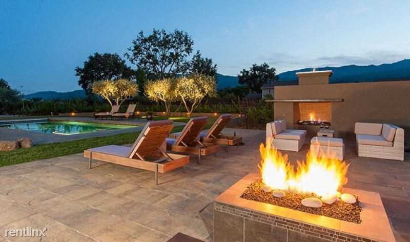 1321 Davis Ln - Photo 3 of 25