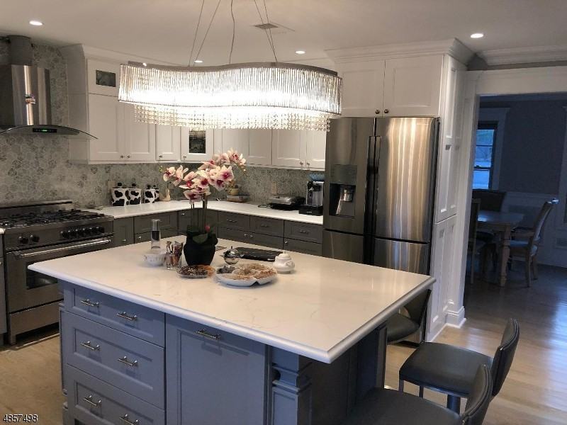 6 Dorset Rd - Photo 2 of 19