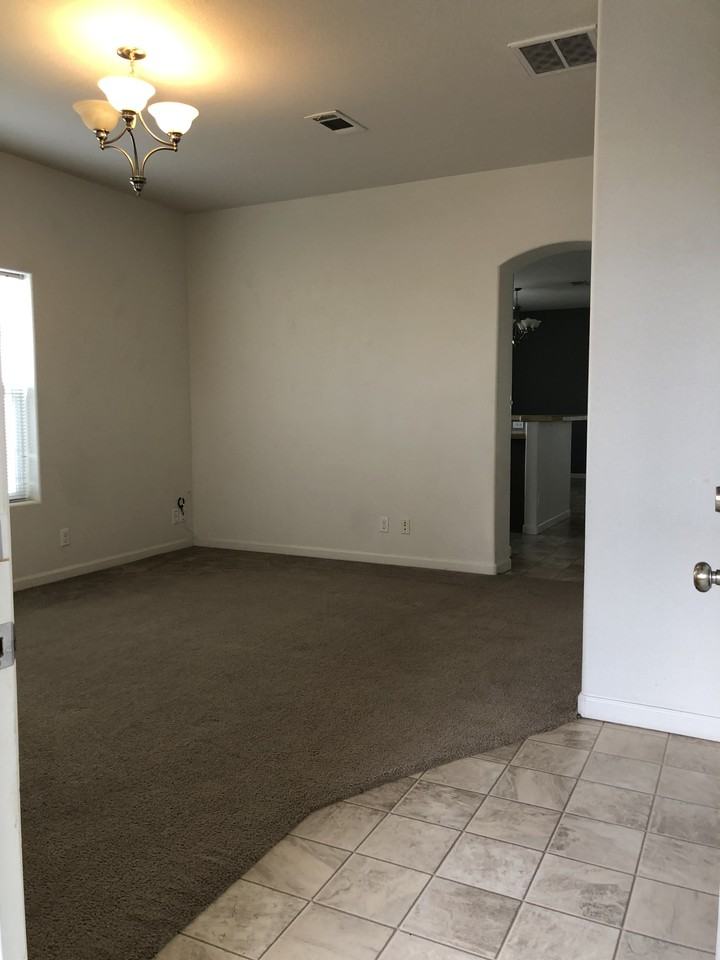 1514 S 9th St - Photo 2 of 12