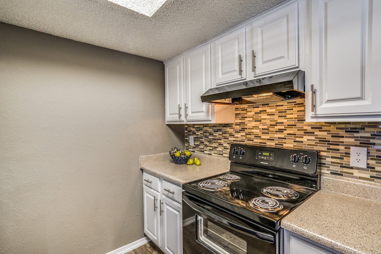 Metro 7000 (fka Waters Landing) Apartments 7000 John T White Road