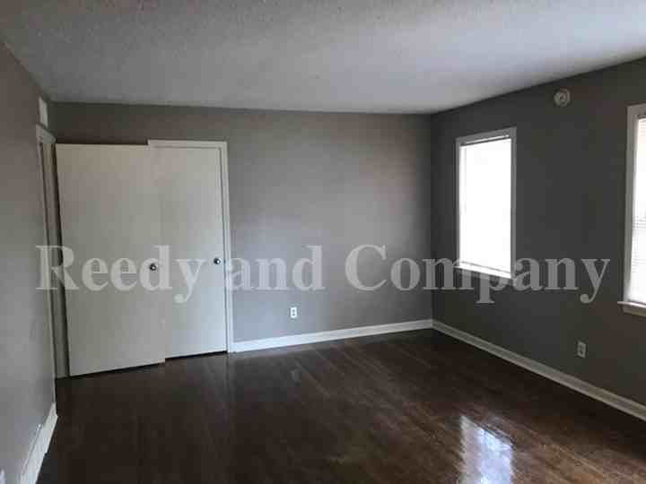 3998 Dearborn St - Photo 3 of 7