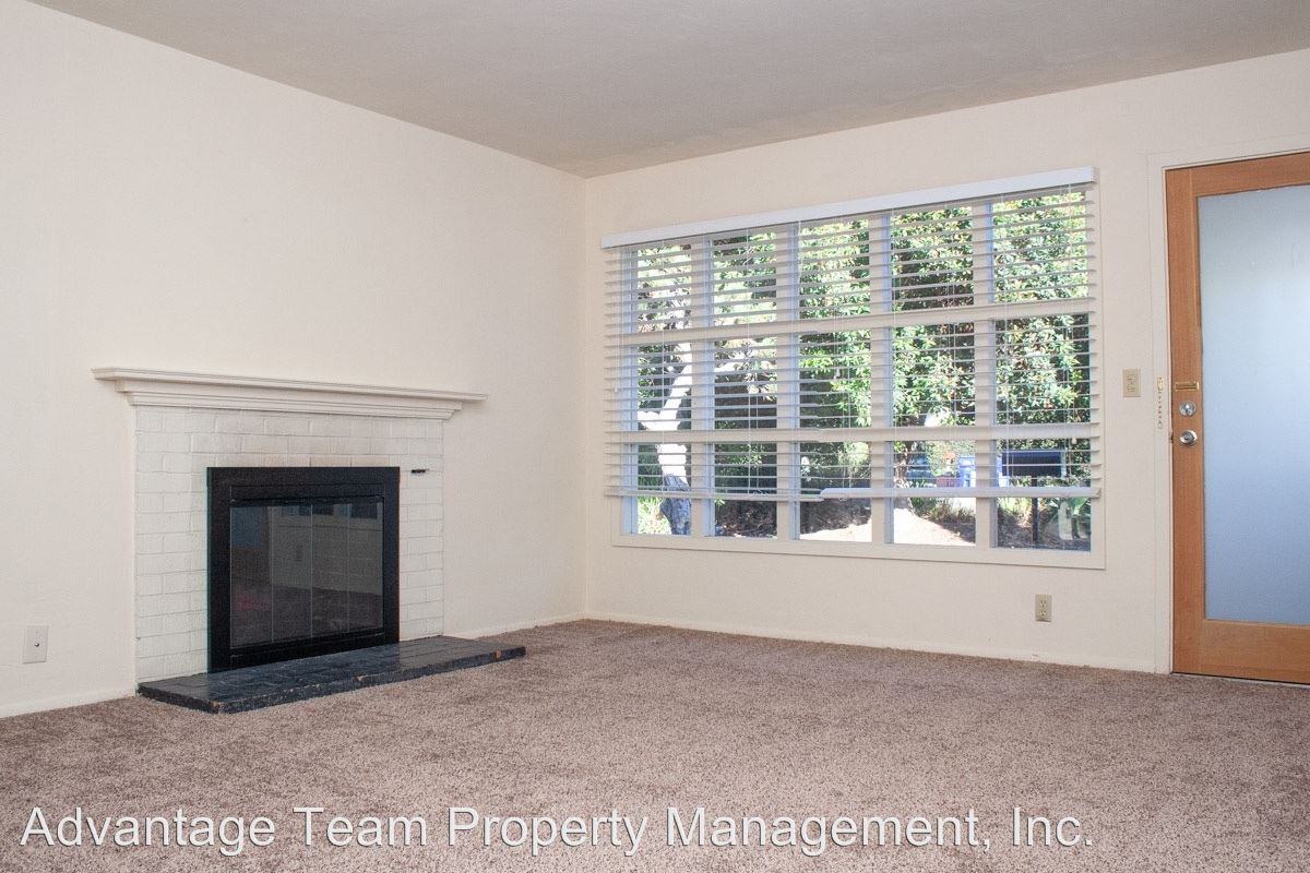8236 La Jolla Shores Dr - Photo 3 of 11