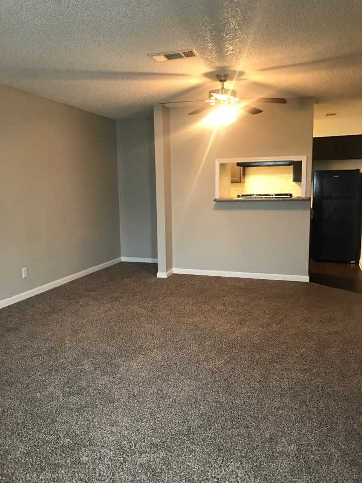 Bayou Village Apartments - Photo 7 of 39