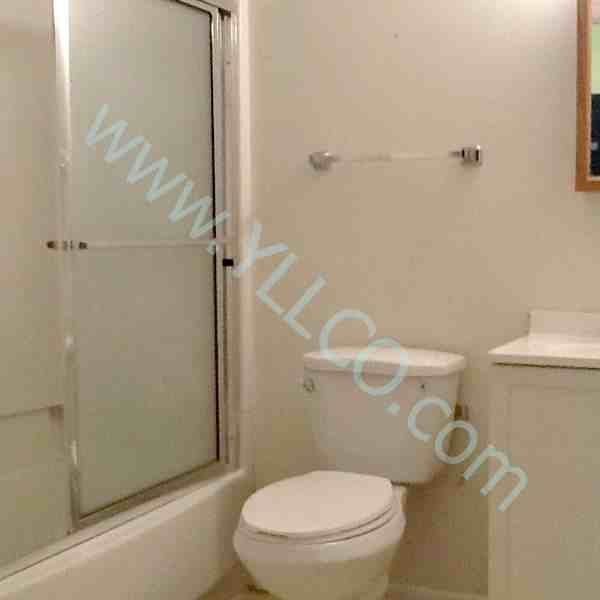 306 Walnut Court Way - Photo 2 of 8