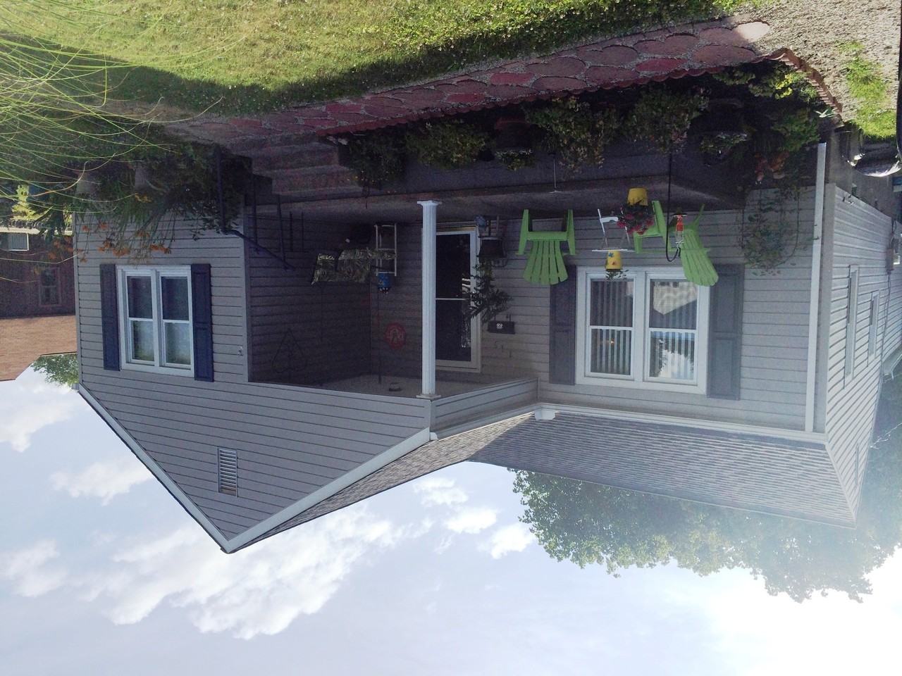 715 Clark Dr - Photo 2 of 4