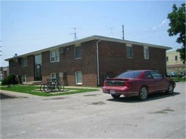 204-208 Main St. - Photo 2 of 3