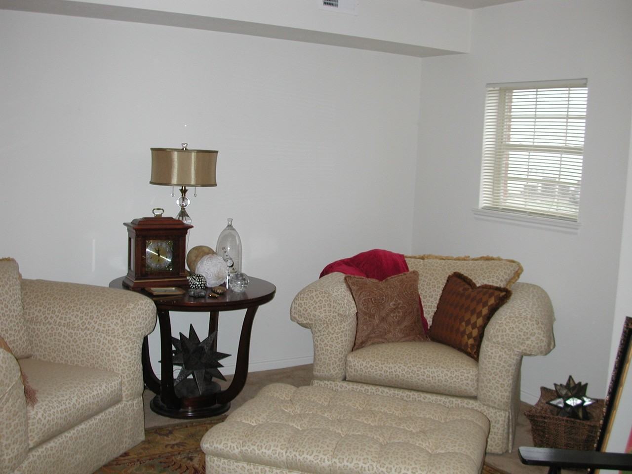 2532 S 140 E - Photo 2 of 12