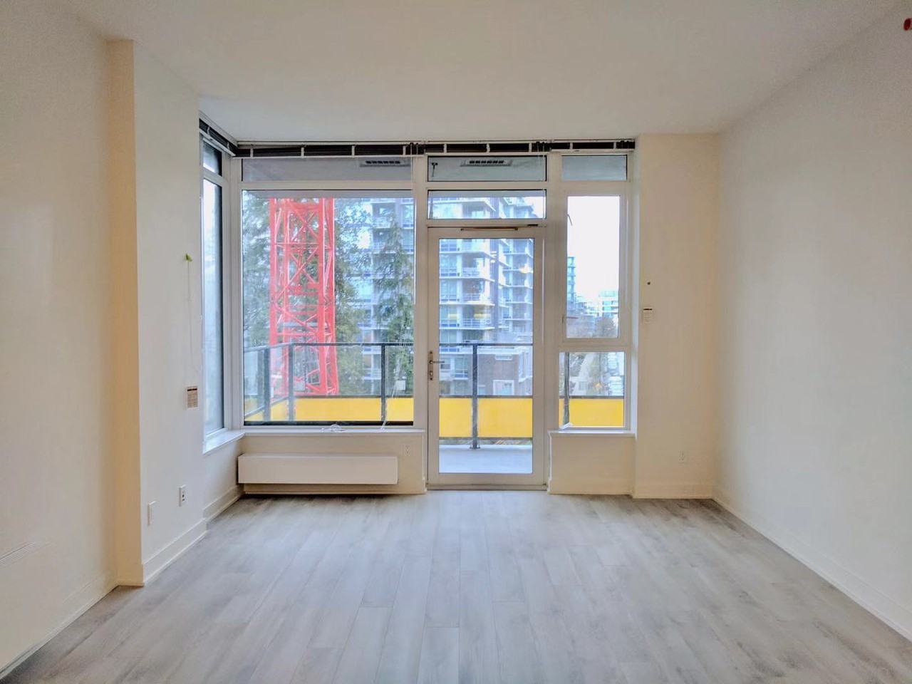 8850 University Crescent, Burnaby, BC V5A 4X9 2 Bedroom Apartment for