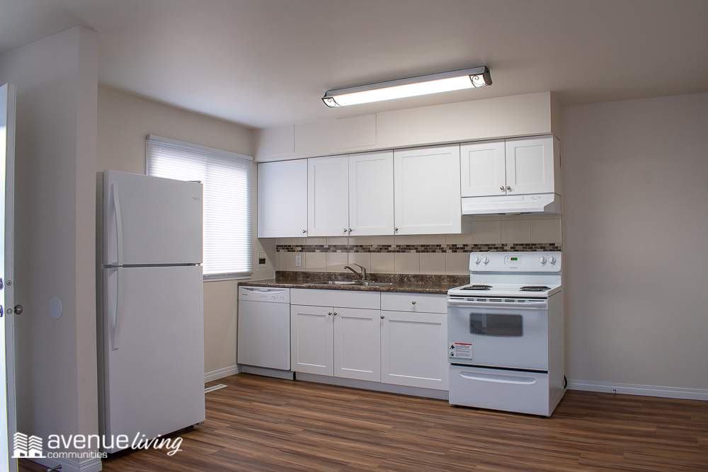 Delton Townhomes Apartments for Rent 8217 130 Ave, Edmonton, AB T5E