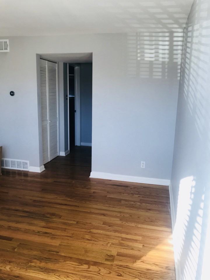 3217 Newton St - Photo 2 of 11