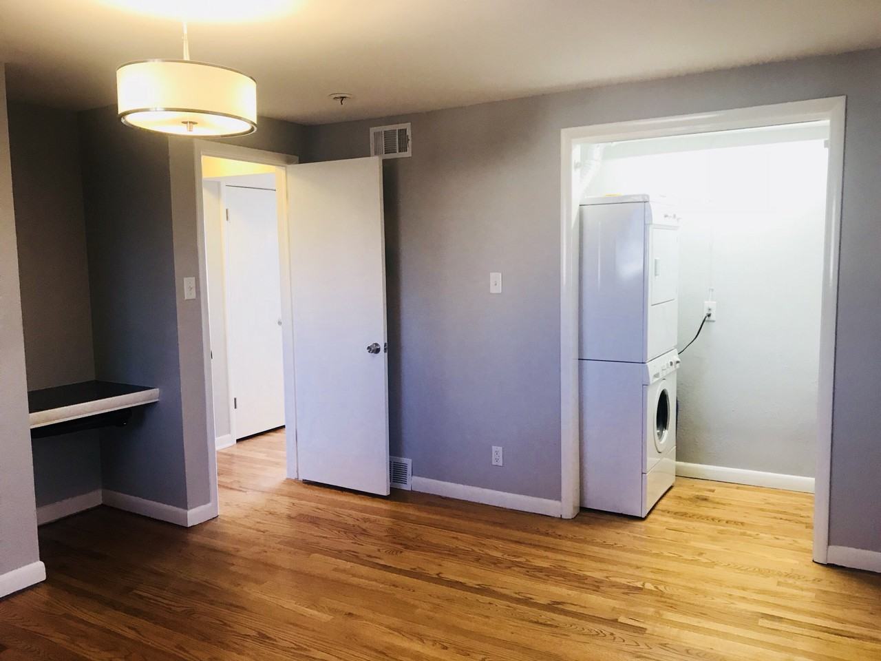 3217 Newton St - Photo 3 of 11