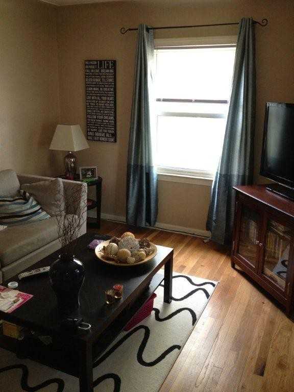 2650 Geneva St - Photo 2 of 9