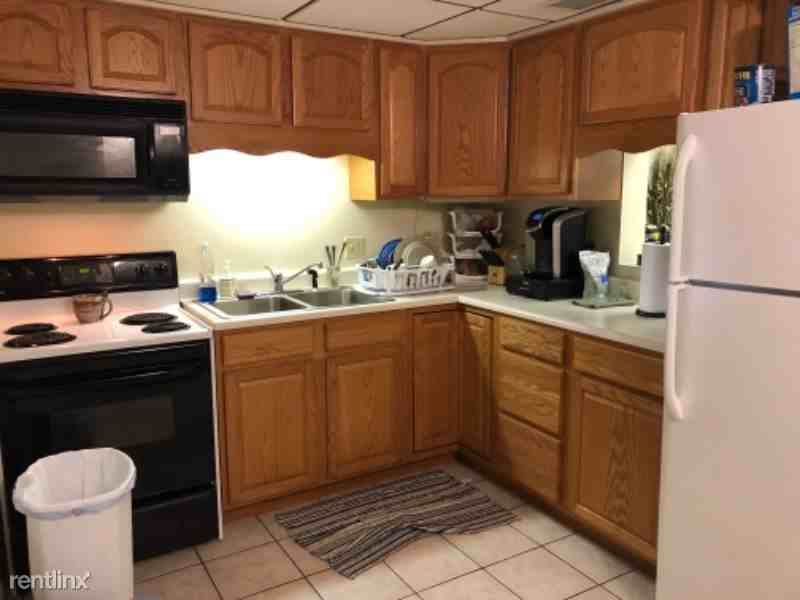 128 Jody Dr - Photo 2 of 15