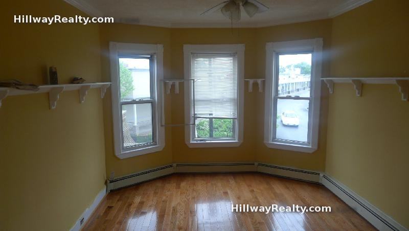 515 Geneva Ave #2 - Photo 3 of 8