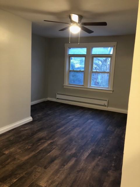 900 Lincoln Ave #4 - Photo 2 of 4