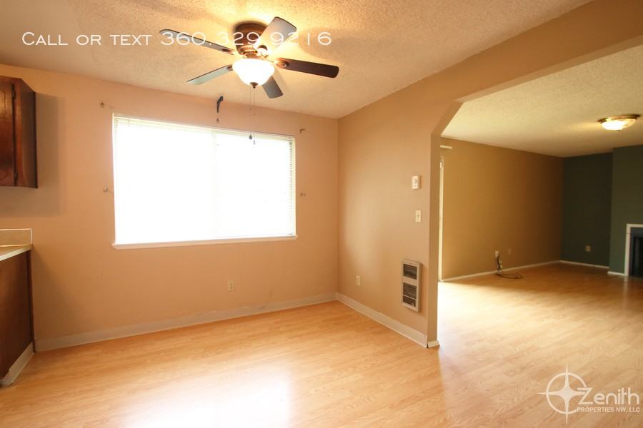 3608 NE 135th Ave - Photo 3 of 11