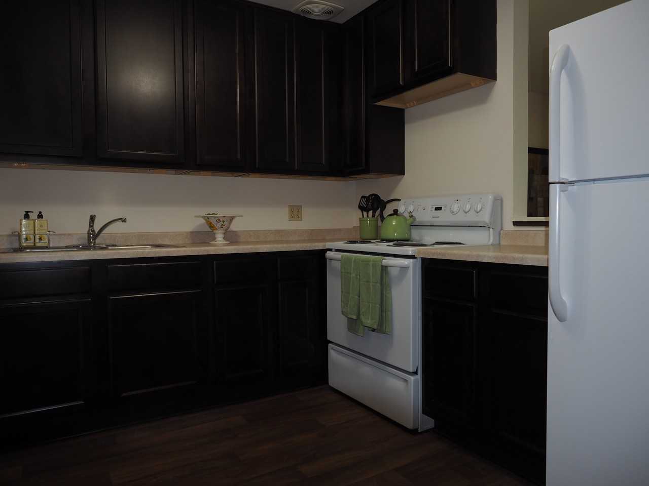 Hampden Square Apartments & Townhomes - Photo 2 of 10