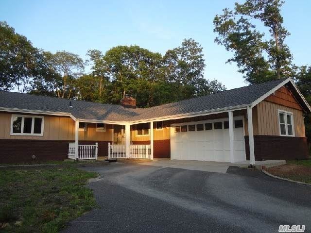 1405 Stony Brook Rd - Photo 2 of 16