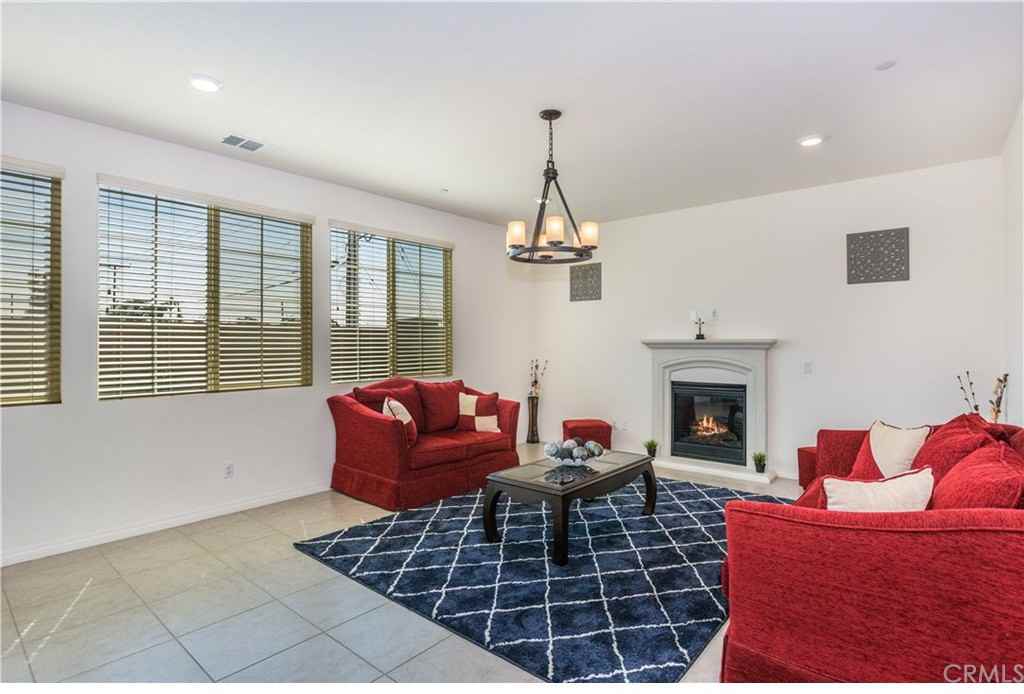 8495 Kingman Ct - Photo 3 of 43