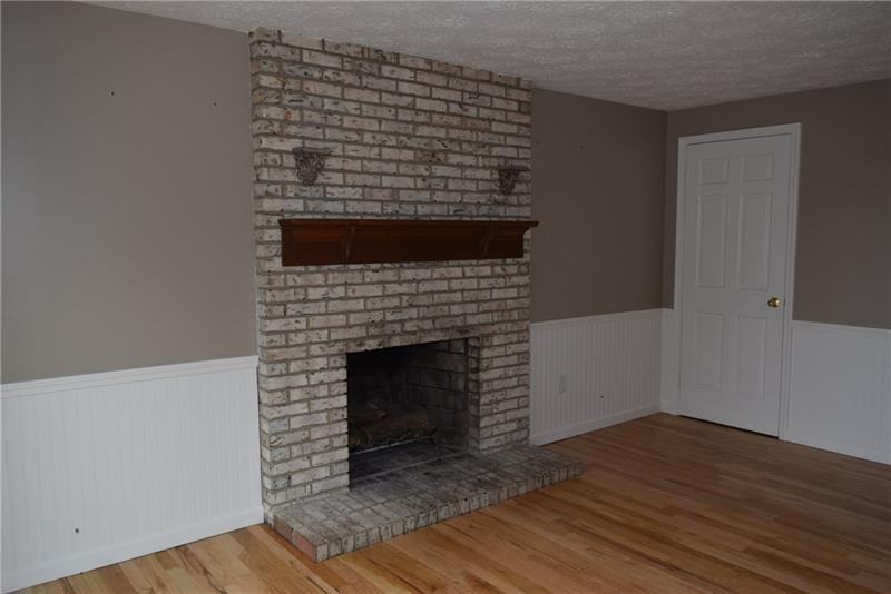 1165 Billings Dr - Photo 3 of 14