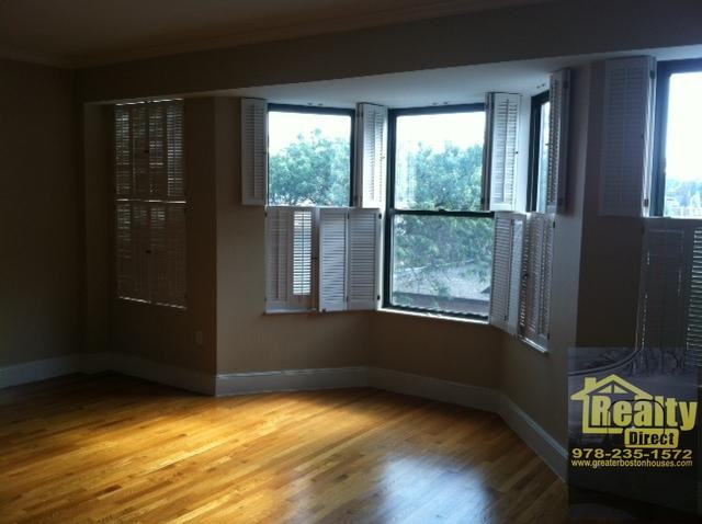 90 Broadway - Photo 3 of 3