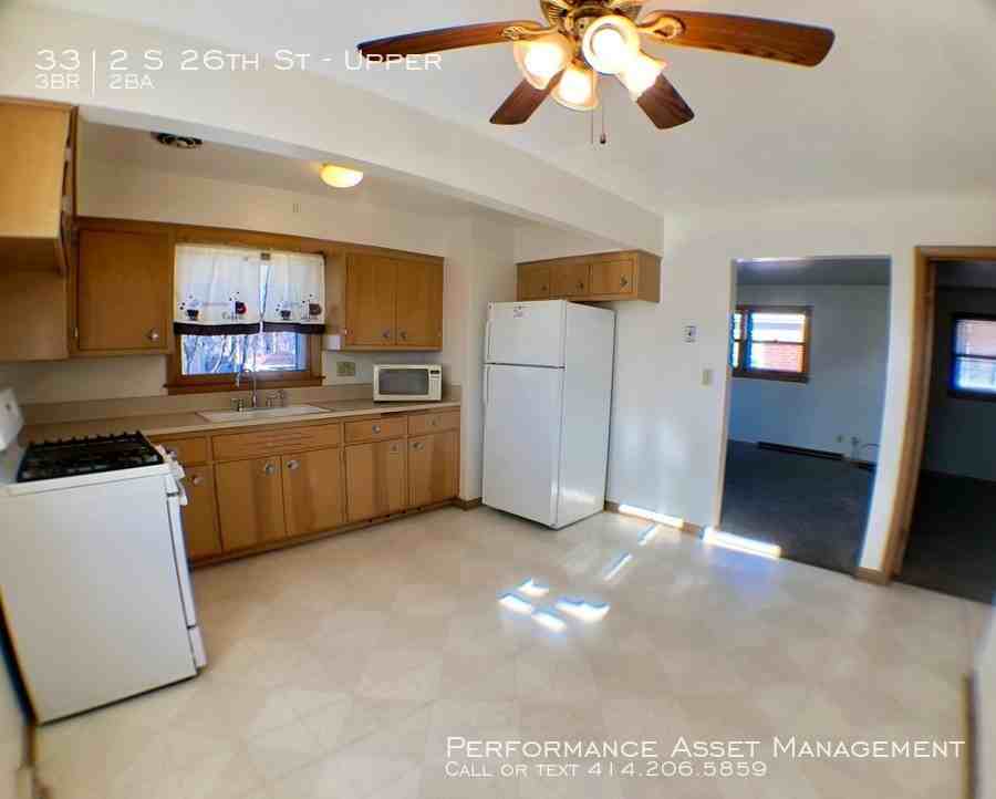 3312 S 26th St - Photo 2 of 14