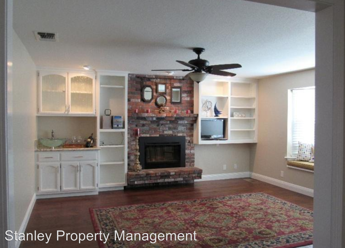 6610 Rio Oso Dr - Photo 3 of 10